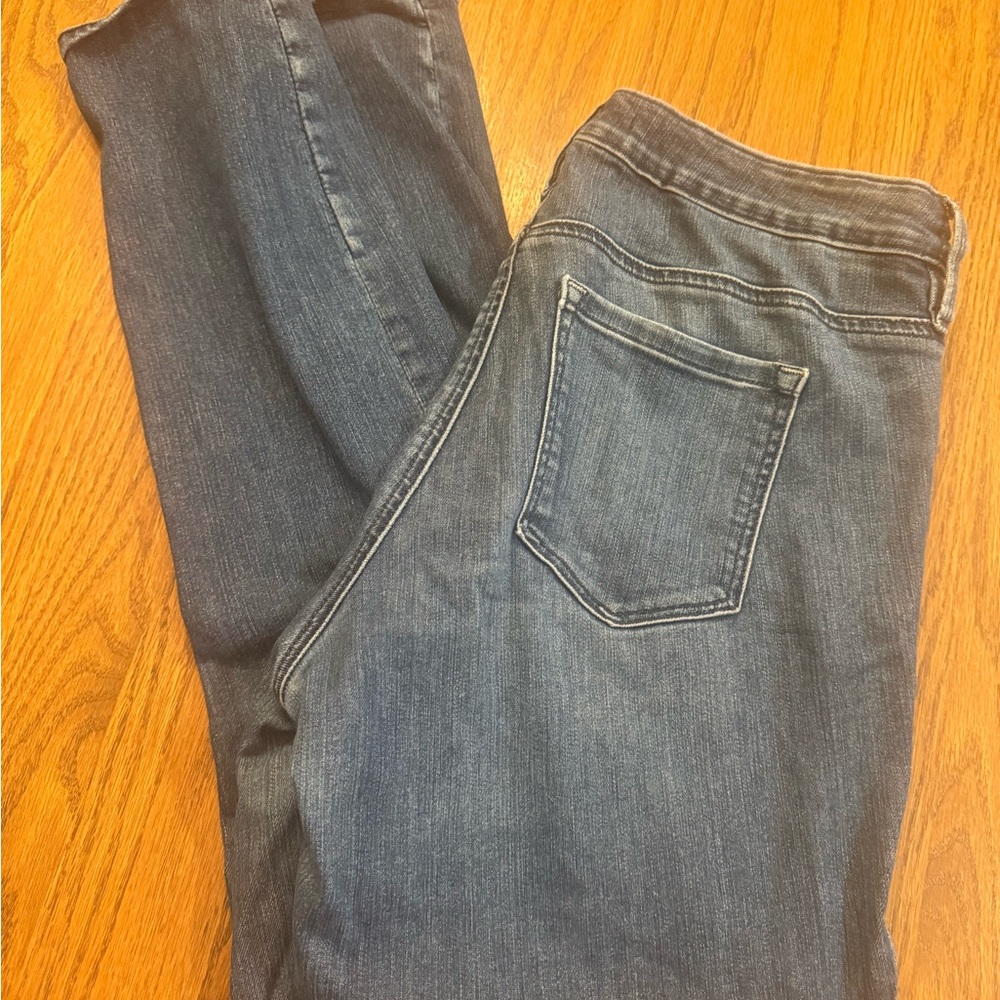 Athleta Women's Straight Leg Jeans in Dark Blue